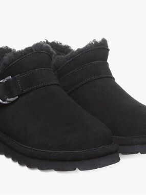 BEARPAW women’s shorty buckle booties.